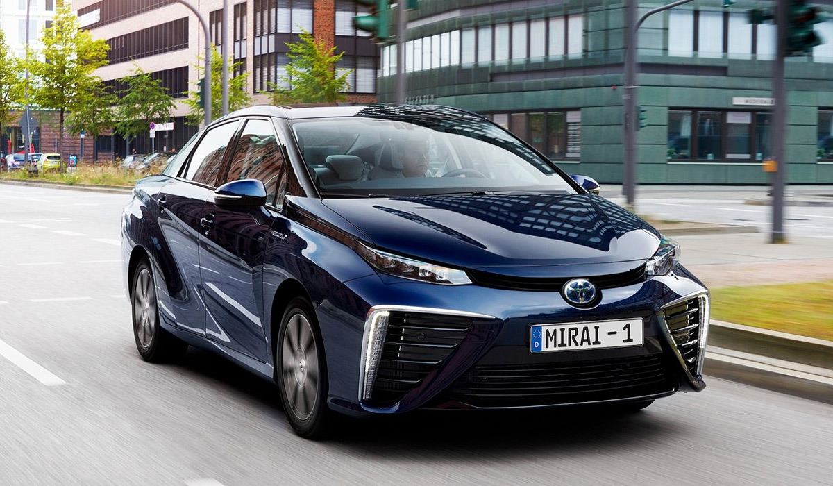 Toyota пересаживает американцев на водородные автомобили